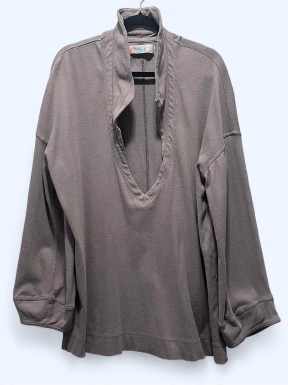 Free People Beach V-Neck Collared Long Sleeve Sweatshirt Size Medium